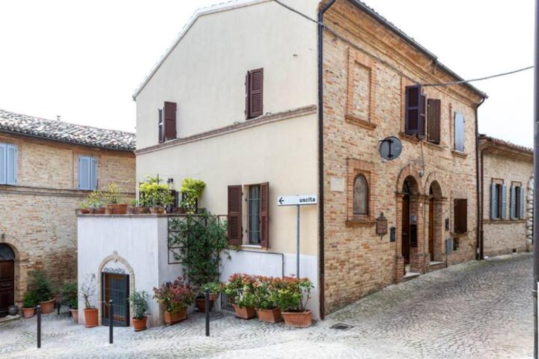 B&B La Finestra Sul Campanile Montecosaro  Exterior foto